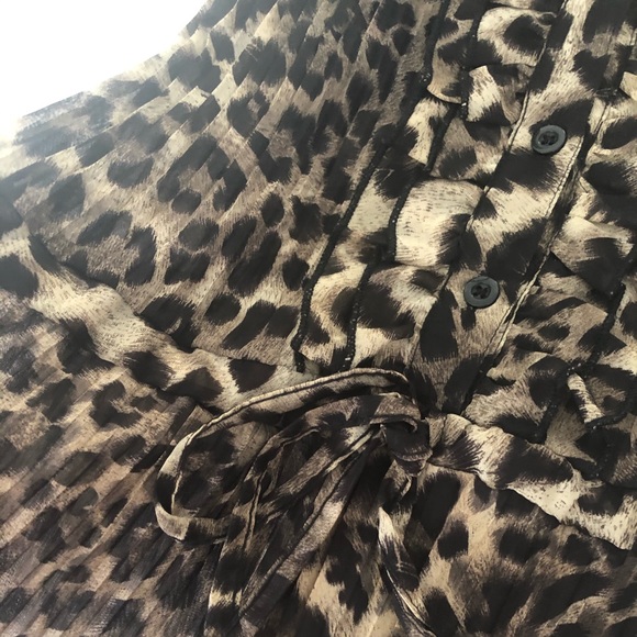 Costa Blanca cheetah print elegant shirt - Picture 3 of 3